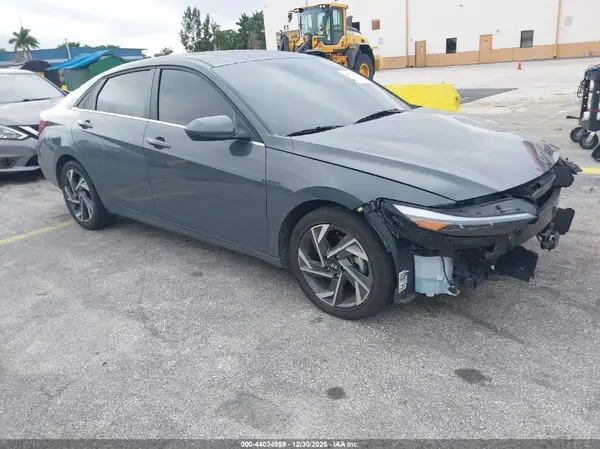 KMHLS4DG7SU905817 2025 HYUNDAI ELANTRA - Image 1