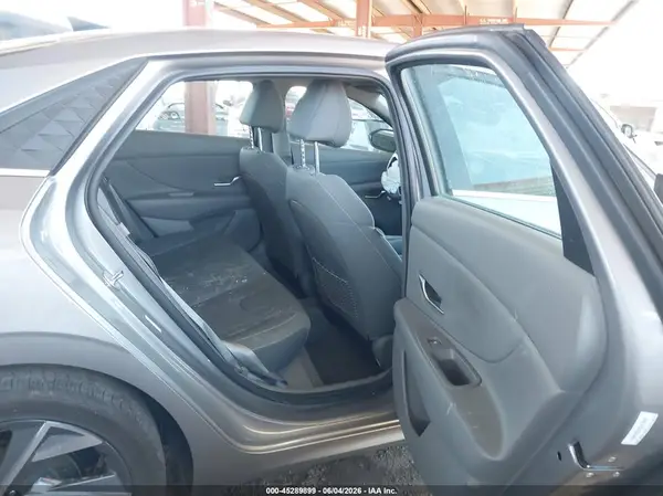 KMHLS4DG7SU910872 2025 HYUNDAI ELANTRA - Image 8
