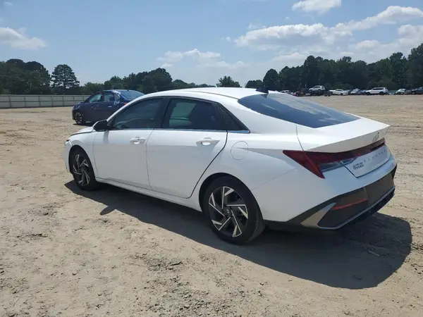 KMHLS4DG7SU911701 2025 HYUNDAI ELANTRA - Image 2