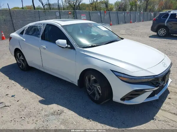KMHLS4DG7SU913965 2025 HYUNDAI ELANTRA - Image 1