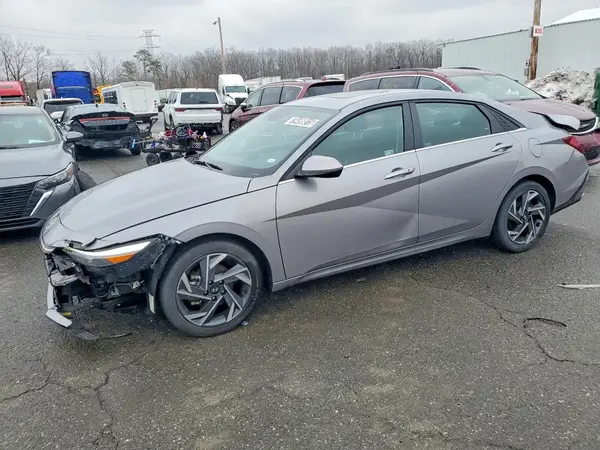 KMHLS4DG7SU918762 2025 HYUNDAI ELANTRA - Image 1