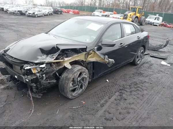KMHLS4DG7SU939997 2025 HYUNDAI ELANTRA - Image 2
