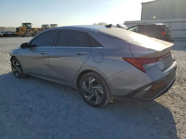 KMHLS4DG7SU943967 2025 HYUNDAI ELANTRA - Image 2