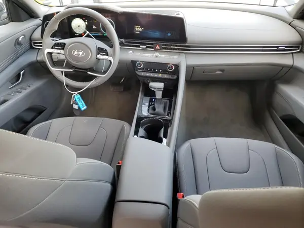 KMHLS4DG7SU947467 2025 HYUNDAI ELANTRA - Image 8