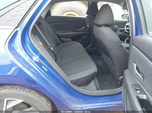 KMHLS4DG7SU972322 2025 HYUNDAI ELANTRA - Image 8