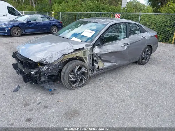 KMHLS4DG8RU642537 2024 HYUNDAI ELANTRA - Image 2