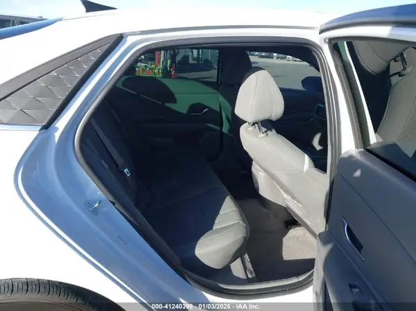 KMHLS4DG8RU656406 2024 HYUNDAI ELANTRA - Image 8