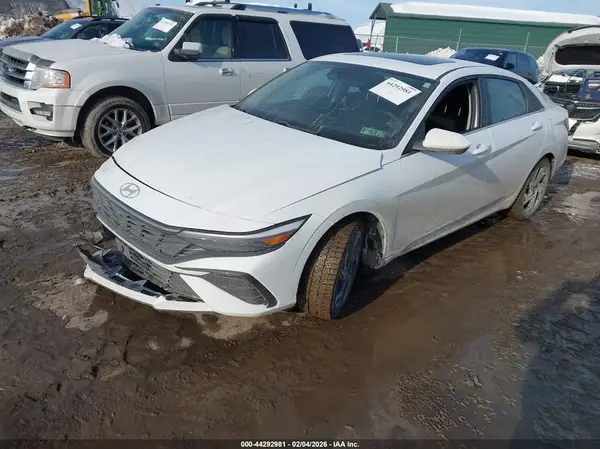 KMHLS4DG8RU664151 2024 HYUNDAI ELANTRA - Image 2