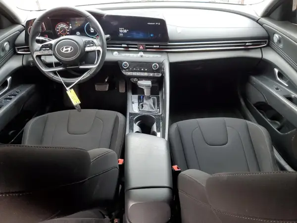 KMHLS4DG8RU697280 2024 HYUNDAI ELANTRA - Image 8
