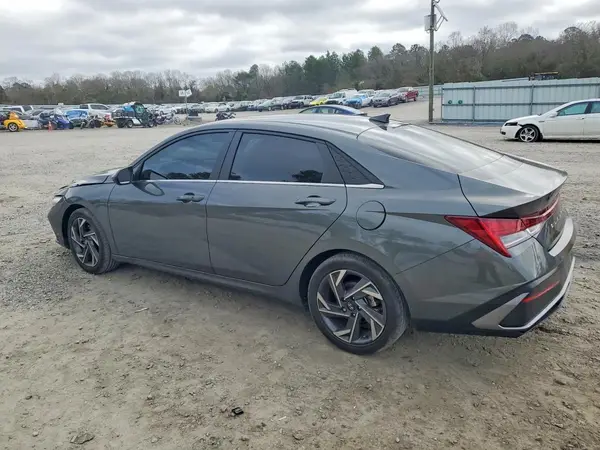 KMHLS4DG8RU703997 2024 HYUNDAI ELANTRA - Image 2