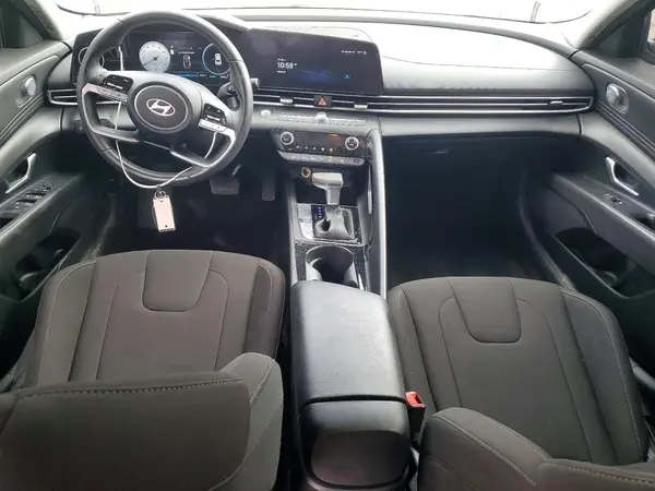 KMHLS4DG8RU703997 2024 HYUNDAI ELANTRA - Image 8