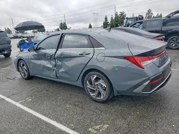 KMHLS4DG8RU717351 2024 HYUNDAI ELANTRA - Image 2