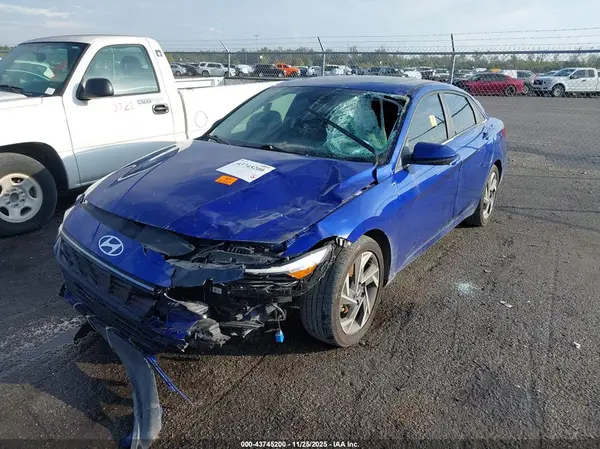 KMHLS4DG8RU720394 2024 HYUNDAI ELANTRA - Image 2