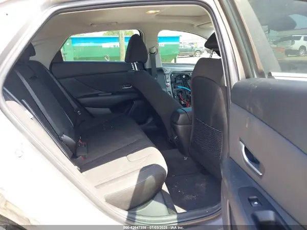 KMHLS4DG8RU730956 2024 HYUNDAI ELANTRA - Image 8