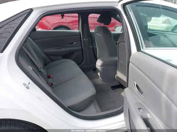 KMHLS4DG8RU747434 2024 HYUNDAI ELANTRA - Image 8