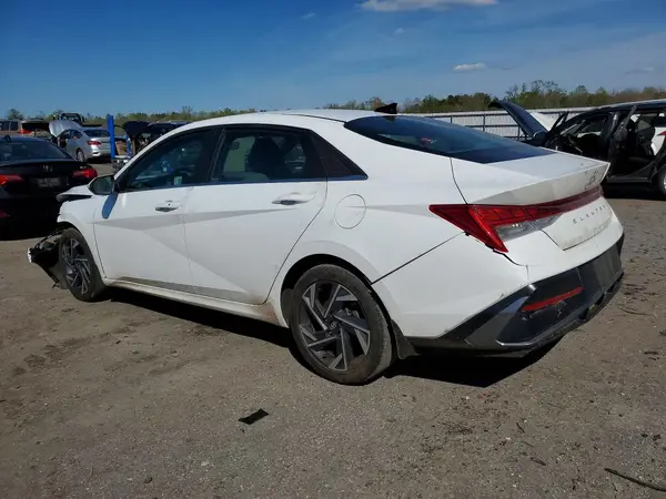 KMHLS4DG8RU747448 2024 HYUNDAI ELANTRA - Image 2