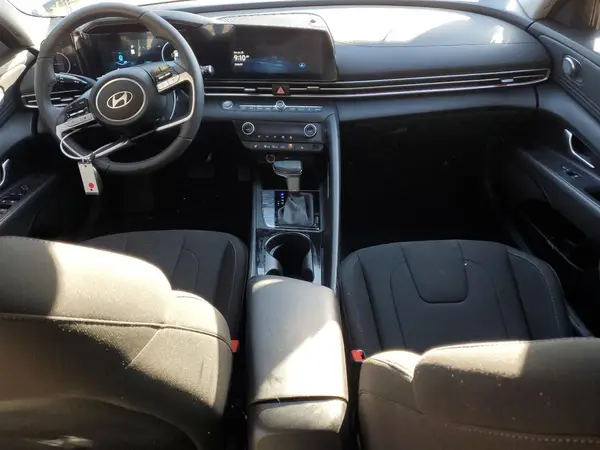 KMHLS4DG8RU750317 2024 HYUNDAI ELANTRA - Image 8