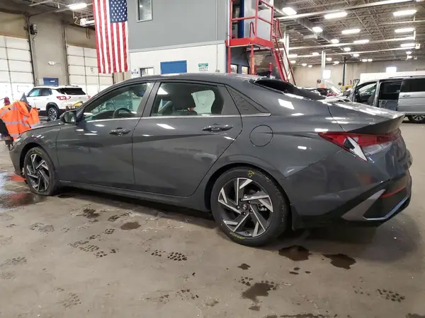 KMHLS4DG8RU752956 2024 HYUNDAI ELANTRA - Image 2