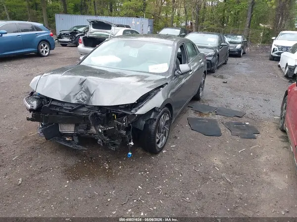 KMHLS4DG8RU772933 2024 HYUNDAI ELANTRA - Image 2