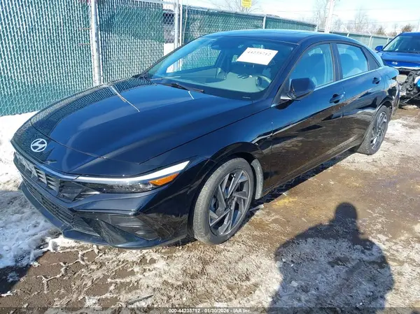 KMHLS4DG8RU778974 2024 HYUNDAI ELANTRA - Image 2