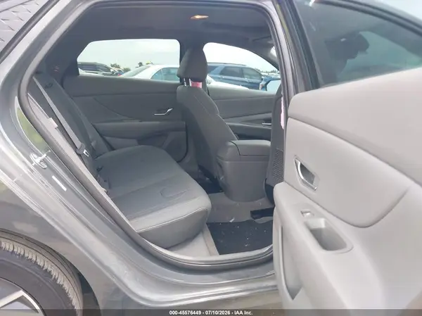 KMHLS4DG8RU789957 2024 HYUNDAI ELANTRA - Image 8