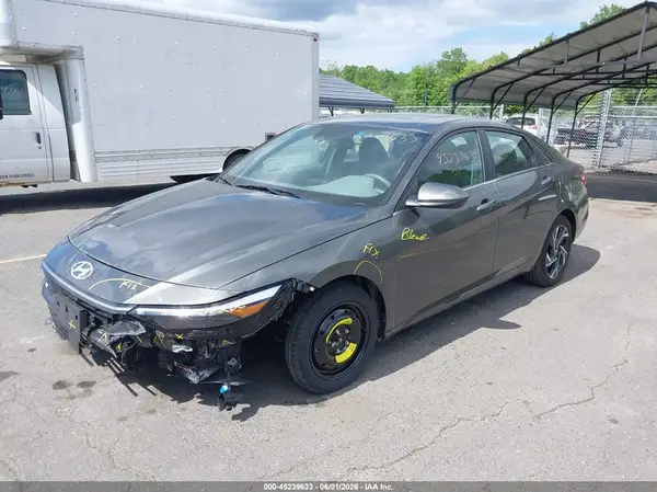 KMHLS4DG8RU804408 2024 HYUNDAI ELANTRA - Image 2