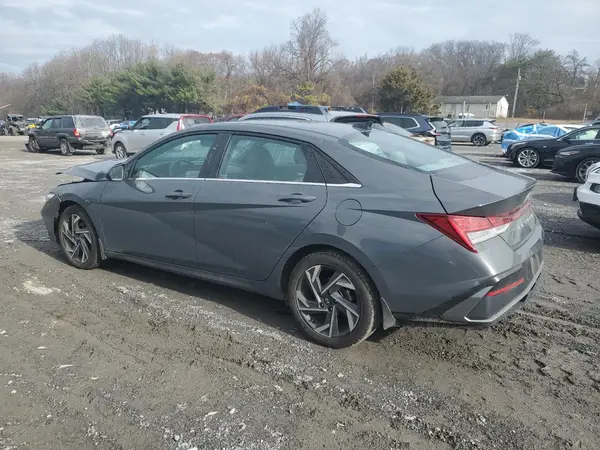 KMHLS4DG8RU812329 2024 HYUNDAI ELANTRA - Image 2