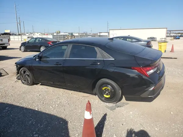 KMHLS4DG8RU819491 2024 HYUNDAI ELANTRA - Image 2