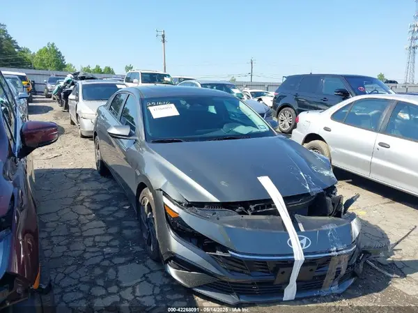 KMHLS4DG8RU837425 2024 HYUNDAI ELANTRA - Image 1