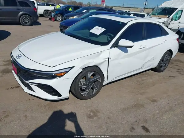 KMHLS4DG8SU002348 2025 HYUNDAI ELANTRA - Image 2