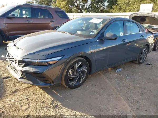 KMHLS4DG8SU005041 2025 HYUNDAI ELANTRA - Image 2