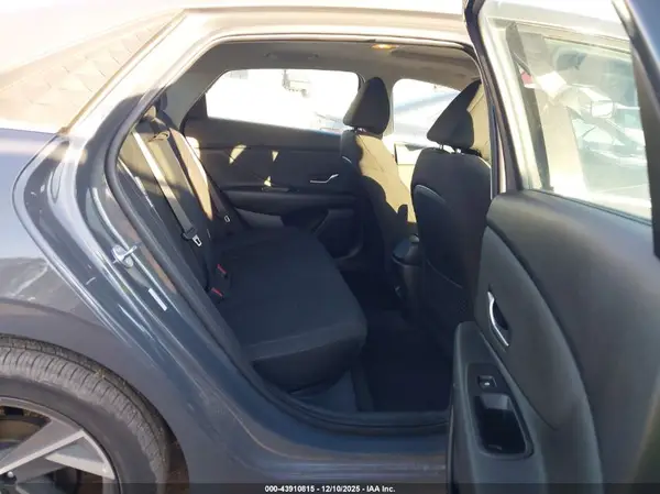 KMHLS4DG8SU005041 2025 HYUNDAI ELANTRA - Image 8