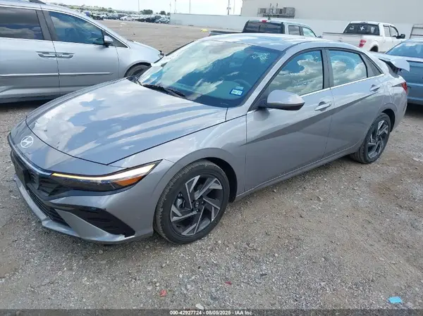 KMHLS4DG8SU035947 2025 HYUNDAI ELANTRA - Image 2