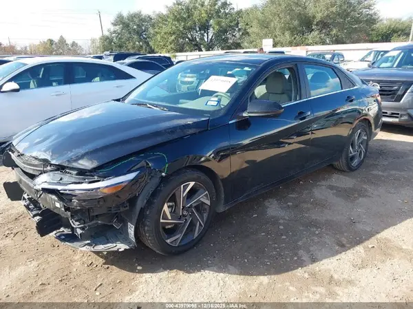 KMHLS4DG8SU866249 2025 HYUNDAI ELANTRA - Image 2