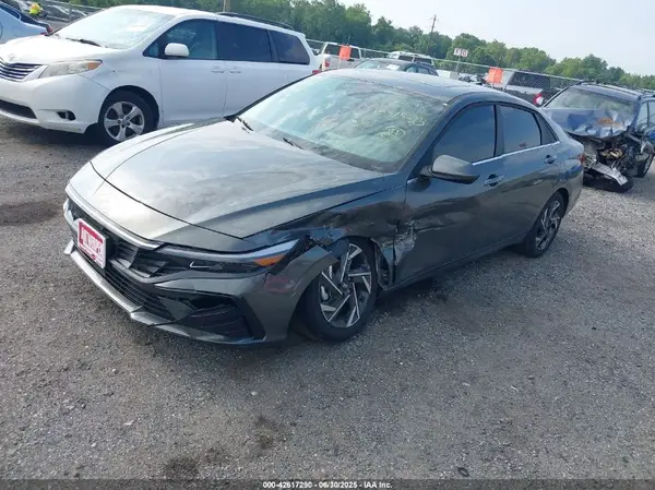 KMHLS4DG8SU878093 2025 HYUNDAI ELANTRA - Image 2