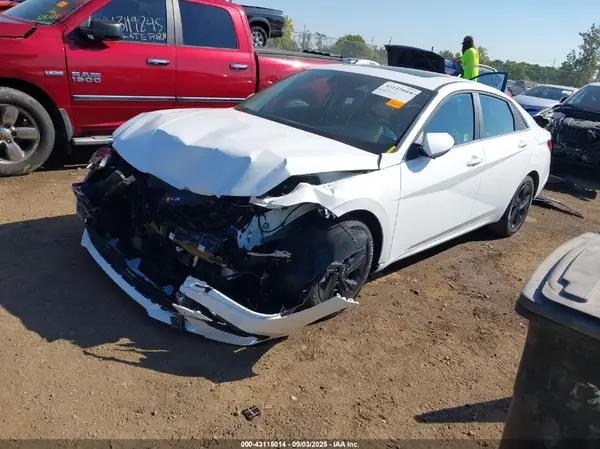 KMHLS4DG8SU881026 2025 HYUNDAI ELANTRA - Image 2