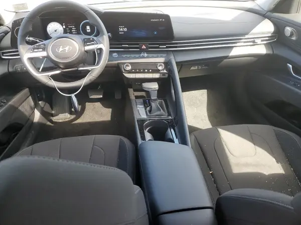KMHLS4DG8SU940043 2025 HYUNDAI ELANTRA - Image 8