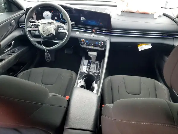 KMHLS4DG8SU943895 2025 HYUNDAI ELANTRA - Image 8