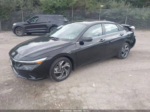 KMHLS4DG8SU949275 2025 HYUNDAI ELANTRA - Image 2