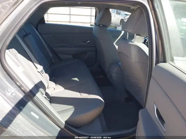 KMHLS4DG8SU981109 2025 HYUNDAI ELANTRA - Image 8