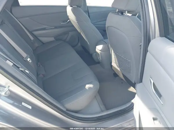 KMHLS4DG9RU641929 2024 HYUNDAI ELANTRA - Image 8