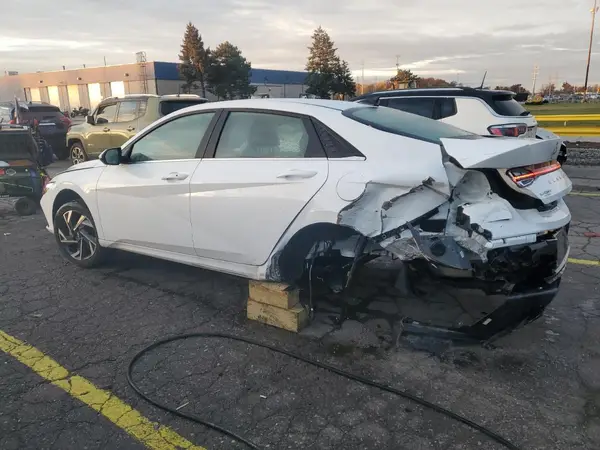 KMHLS4DG9RU643664 2024 HYUNDAI ELANTRA - Image 2