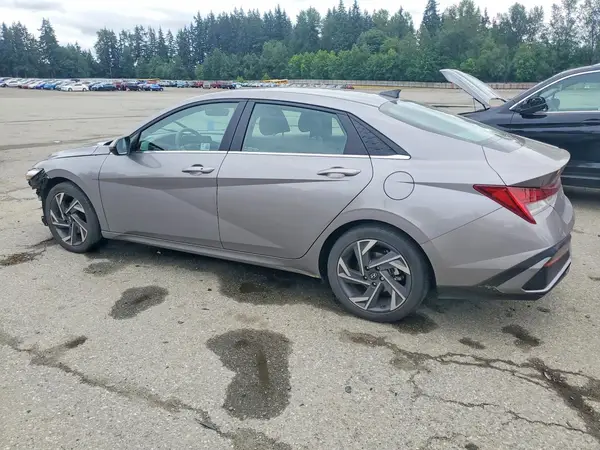 KMHLS4DG9RU646645 2024 HYUNDAI ELANTRA - Image 2