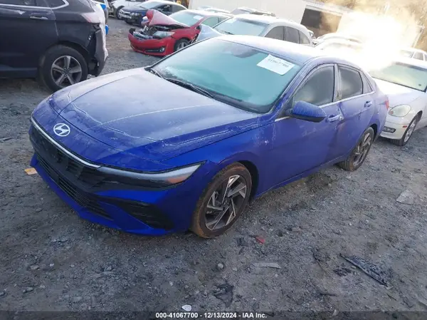 KMHLS4DG9RU661811 2024 HYUNDAI ELANTRA - Image 2