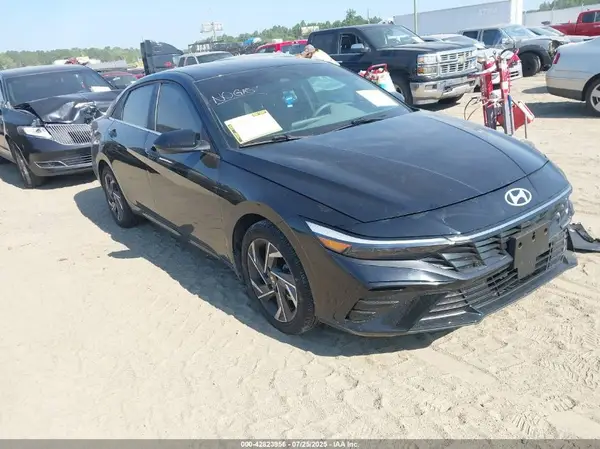 KMHLS4DG9RU715916 2024 HYUNDAI ELANTRA - Image 1