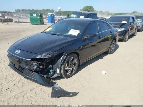 KMHLS4DG9RU715916 2024 HYUNDAI ELANTRA - Image 2