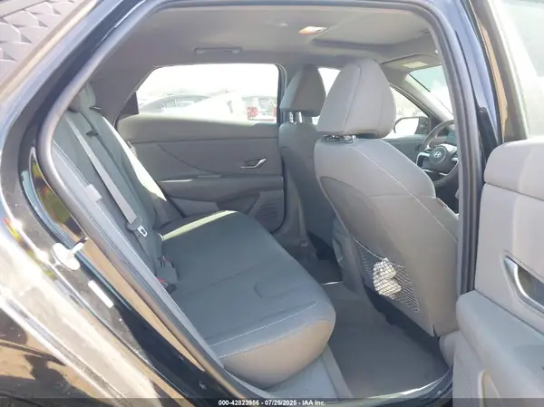 KMHLS4DG9RU715916 2024 HYUNDAI ELANTRA - Image 8