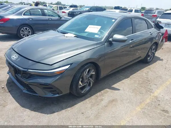 KMHLS4DG9RU718878 2024 HYUNDAI ELANTRA - Image 2