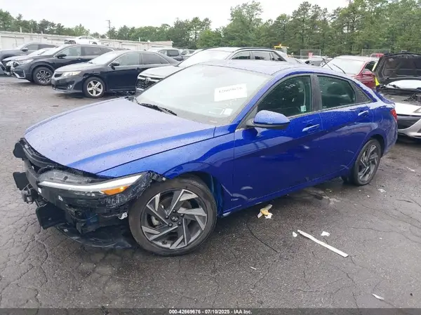 KMHLS4DG9RU752187 2024 HYUNDAI ELANTRA - Image 2