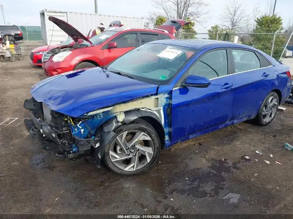 KMHLS4DG9RU760192 2024 HYUNDAI ELANTRA - Image 2